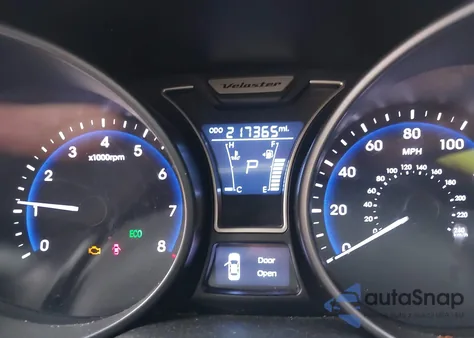 2014 Hyundai Veloster Turbo W/Black z USA, uszkodzony, nr VIN KMHTC6AE2EU184550